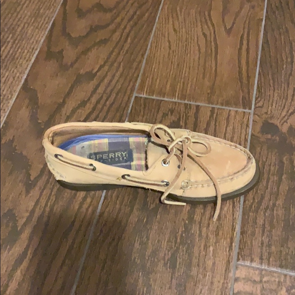 Sperry shoes